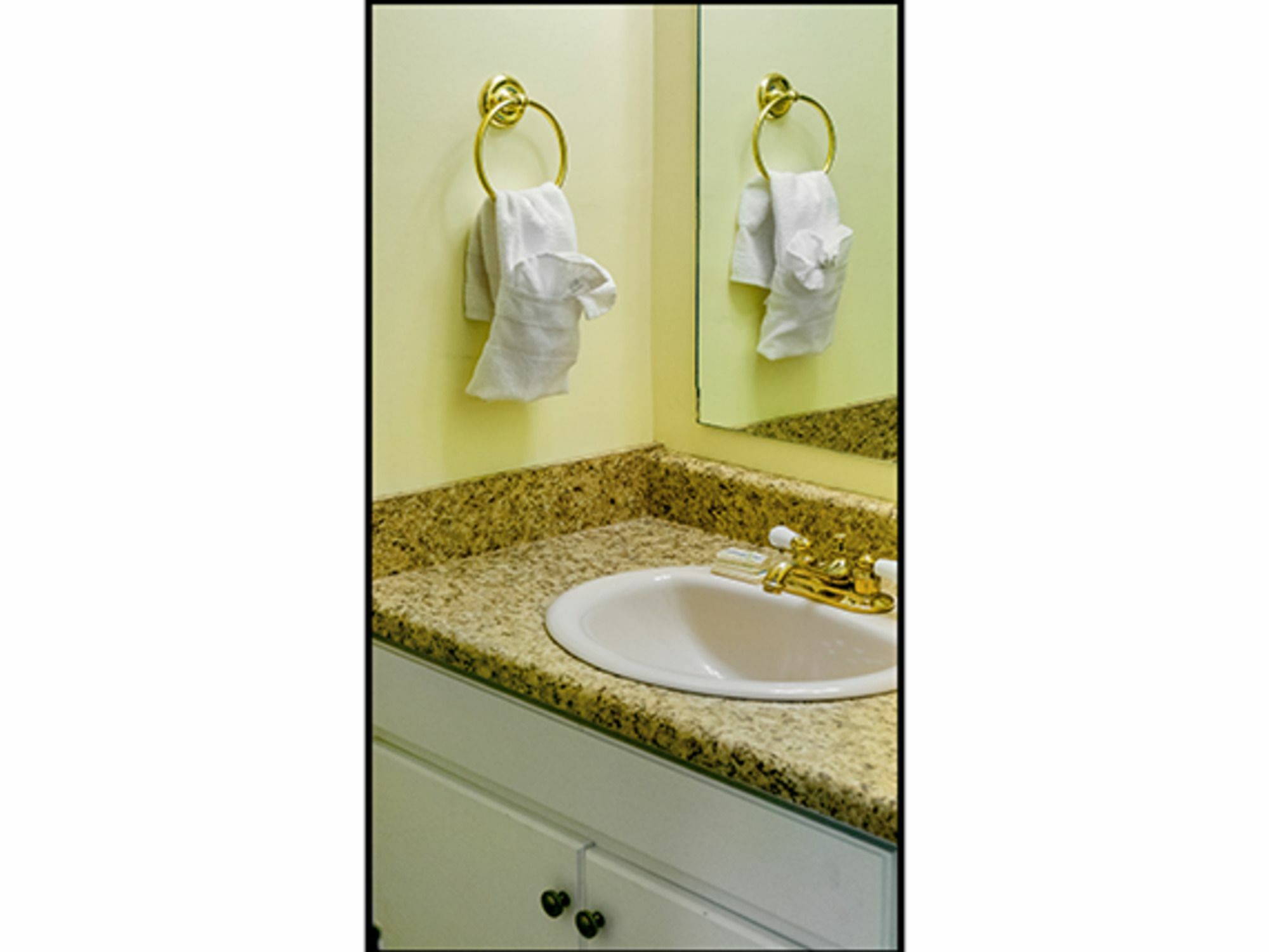 Apartment Gulf Highlands 131 Robin Lane 627864 By Redawning *